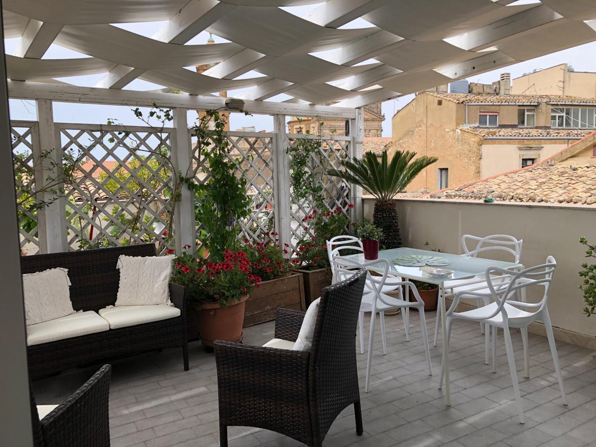 Attico Da Rosa Con Vista Spettacolare A 360 Gradi Apartamento Caltagirone Exterior foto
